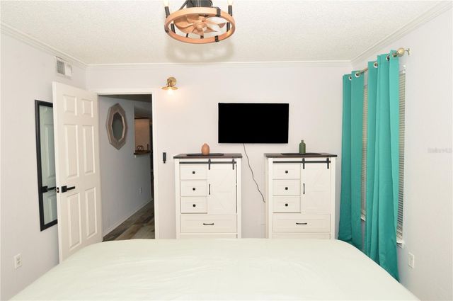 10200 GANDY BOULEVARD N 1313, St Petersburg, FL 33702