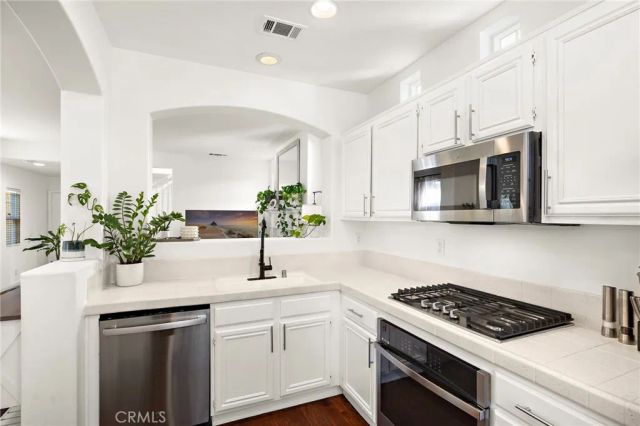 15 Honey Tree, Ladera Ranch, CA 92694
