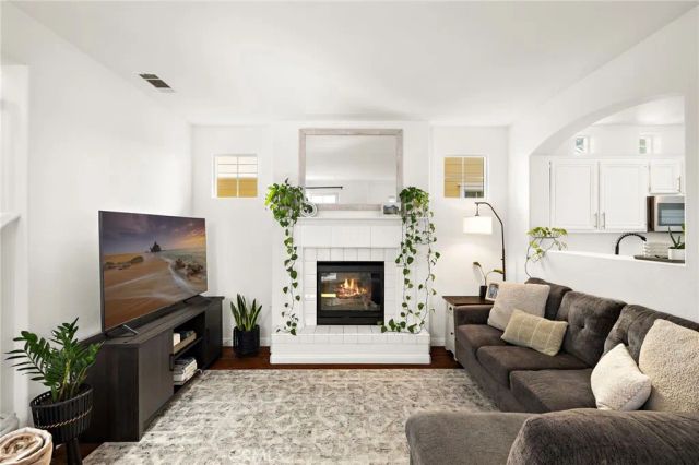 15 Honey Tree, Ladera Ranch, CA 92694