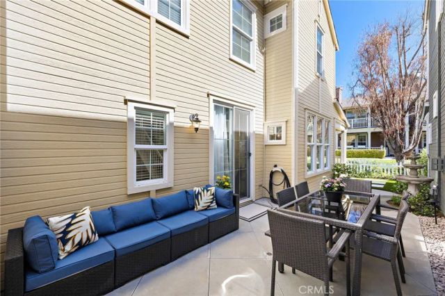 15 Honey Tree, Ladera Ranch, CA 92694