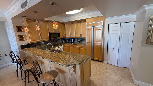 100 S Birch Road 1703f, Fort Lauderdale, FL 33316