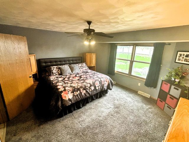 N3151 State Road 76, Hortonville, WI 54944