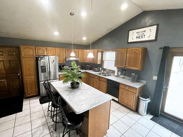 N3151 State Road 76, Hortonville, WI 54944