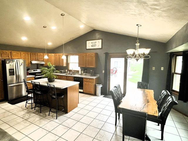 N3151 State Road 76, Hortonville, WI 54944