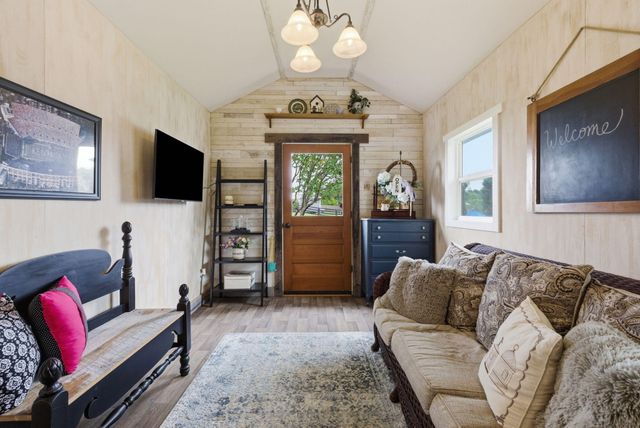 207 Augusta Drive, Georgetown, KY 40324