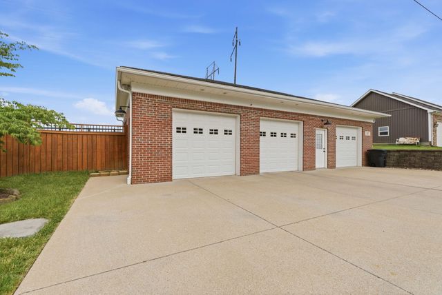 207 Augusta Drive, Georgetown, KY 40324