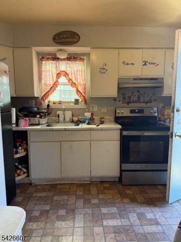 290 Bergen St 2, Newark City, NJ 07103