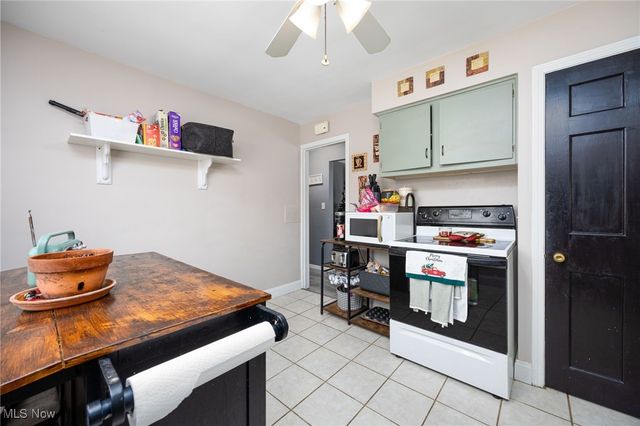 6220 Traymore Avenue, Brooklyn, OH 44144