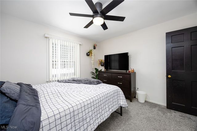 6220 Traymore Avenue, Brooklyn, OH 44144