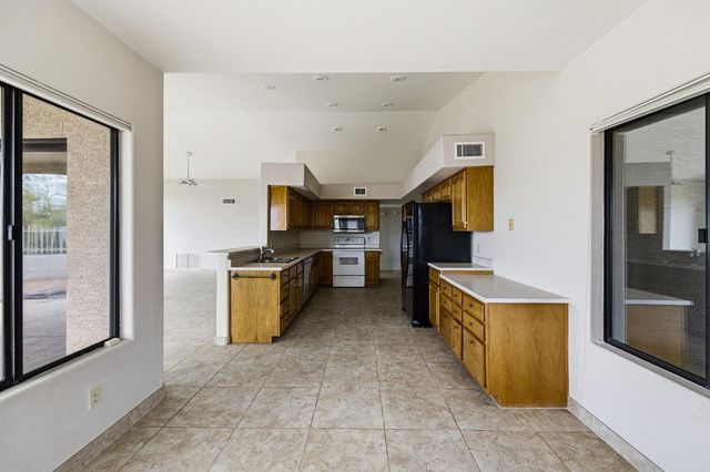 17422 E Flat Rock Drive, Fountain Hills, AZ 85268