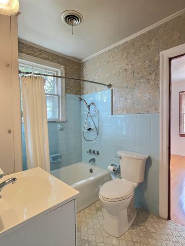 487 S CENTER ST, Collierville, TN 38017