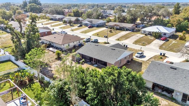 880 CHARMIL AVENUE, Lake Alfred, FL 33850