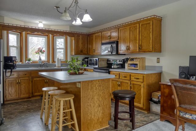 8751 212th Street Court N, Forest Lake, MN 55025