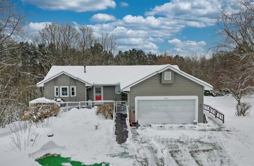 8751 212th Street Court N, Forest Lake, MN 55025