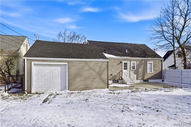 81 Huth Road, Cheektowaga, NY 14225