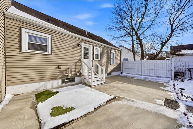 81 Huth Road, Cheektowaga, NY 14225