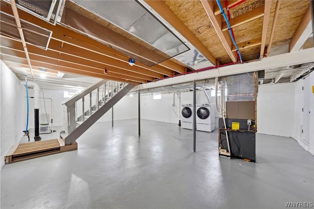 81 Huth Road, Cheektowaga, NY 14225