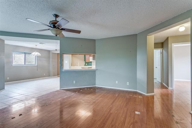 4223 Lakebend West DR, San Antonio, TX 78244