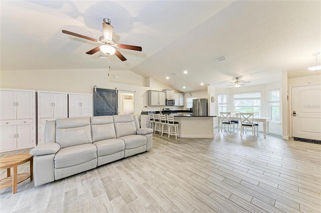 185 SAN CRISTOBAL AVENUE, Punta Gorda, FL 33983