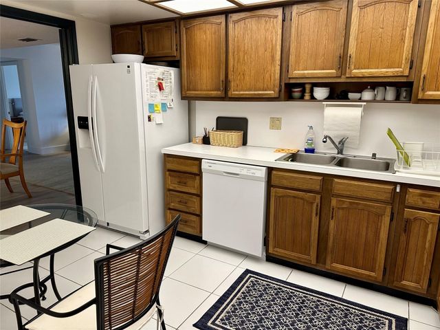 5100 N Ocean Blvd Apt 608, Lauderdale By The Sea, FL 33308