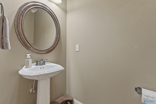 1007 Worton Grange, Decatur, AL 35603