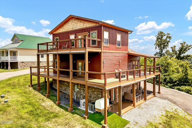 809 Wattle Blossom Way, Gatlinburg, TN 37738