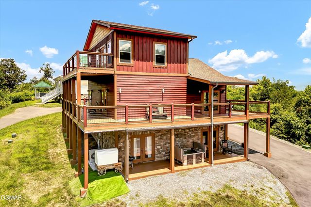 809 Wattle Blossom Way, Gatlinburg, TN 37738
