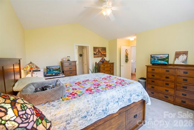 548 Thunder Road, Brevard, NC 28712