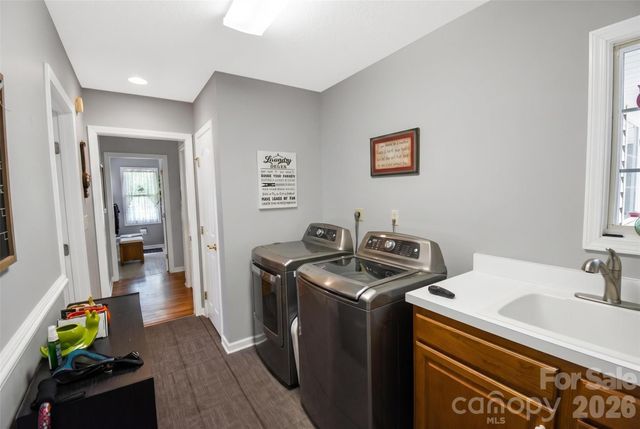 548 Thunder Road, Brevard, NC 28712