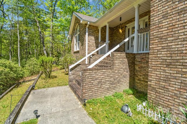 548 Thunder Road, Brevard, NC 28712