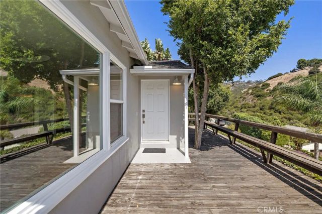 1334 Dunning Drive, Laguna Beach, CA 92651