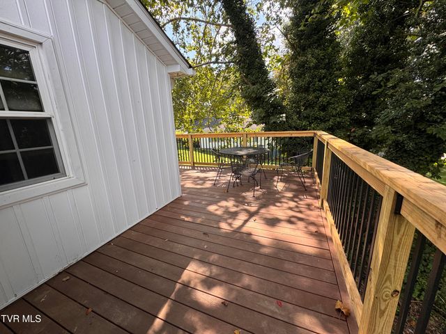 2221 Bay Street, Bristol, TN 37620