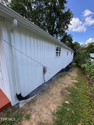 2221 Bay Street, Bristol, TN 37620