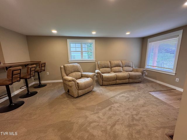 2221 Bay Street, Bristol, TN 37620