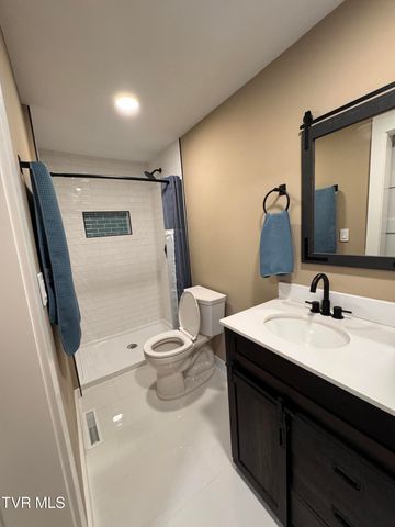 2221 Bay Street, Bristol, TN 37620