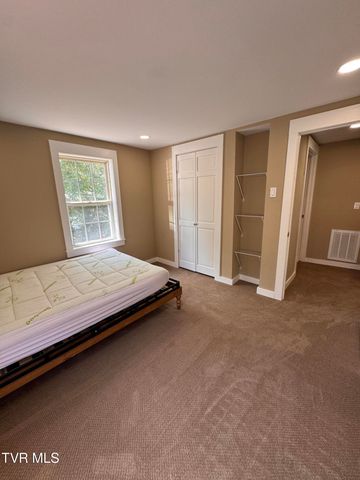 2221 Bay Street, Bristol, TN 37620