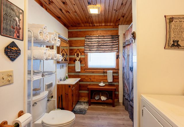2 HOMES Alpine Shores Lane 20 & 24, Topton, NC 28781