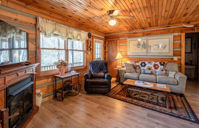 2 HOMES Alpine Shores Lane 20 & 24, Topton, NC 28781