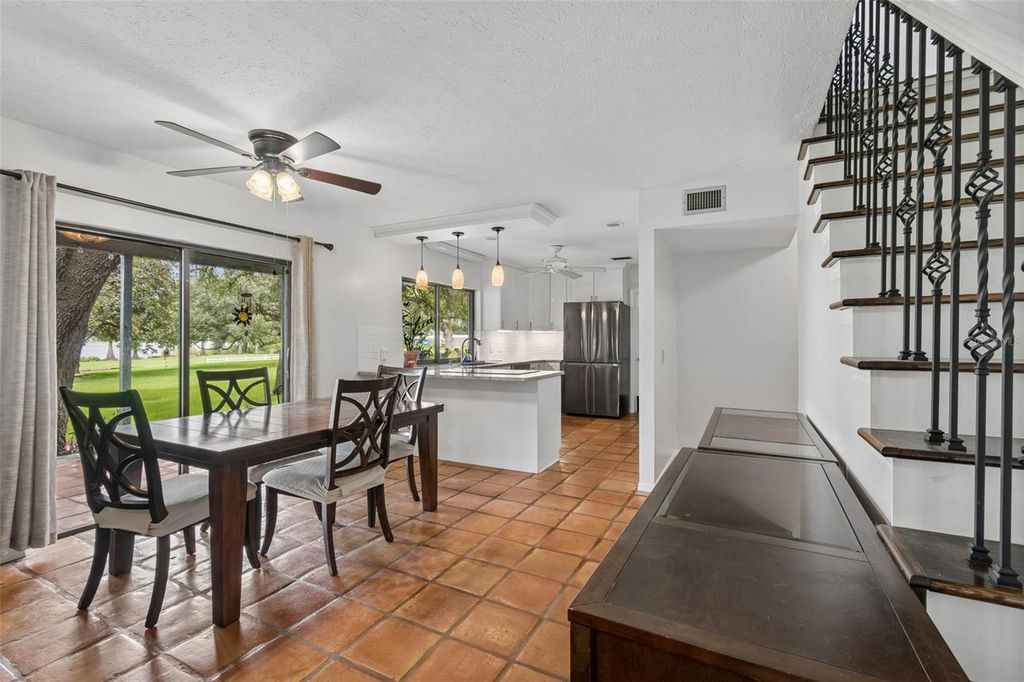 Image 12 of property listing at 1904 CAPRI ROAD, Valrico, FL 33594