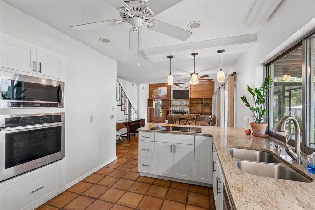Image 18 of property listing at 1904 CAPRI ROAD, Valrico, FL 33594