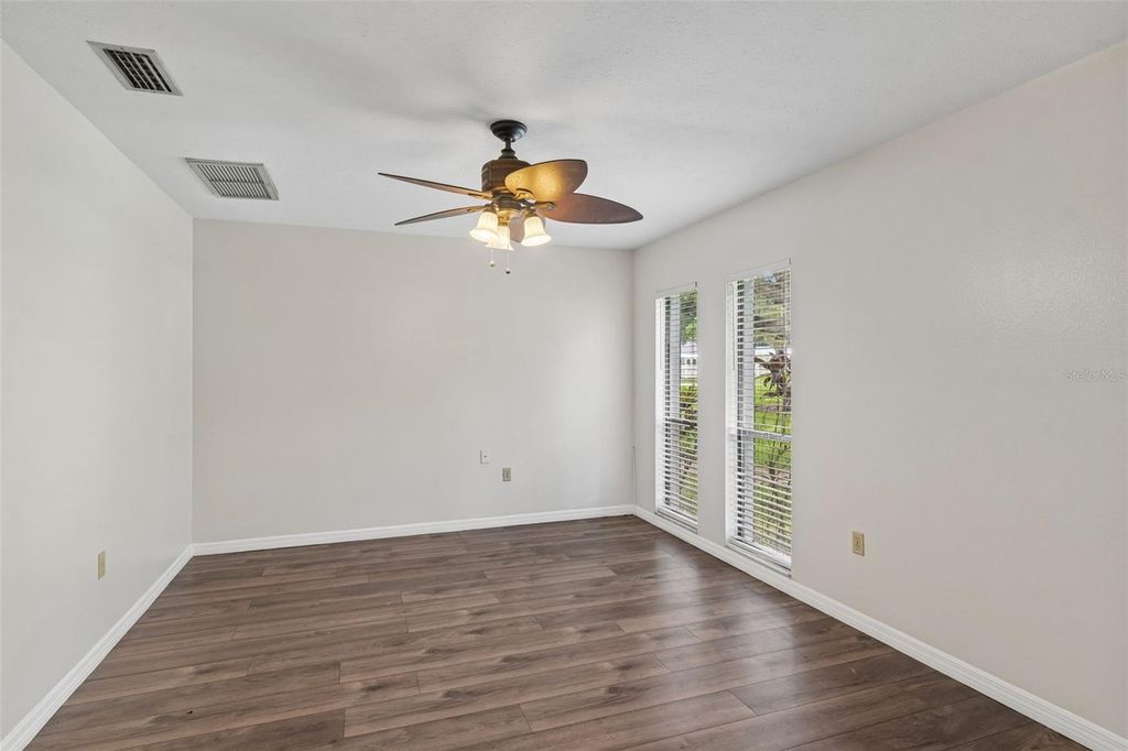 Image 22 of property listing at 1904 CAPRI ROAD, Valrico, FL 33594