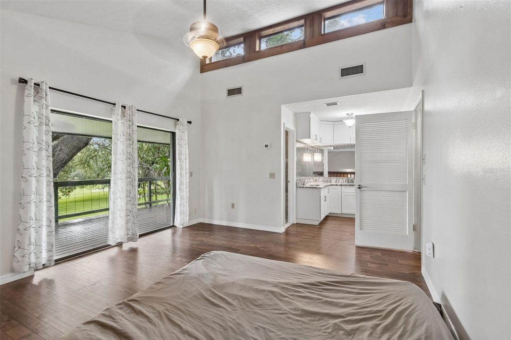 Image 29 of property listing at 1904 CAPRI ROAD, Valrico, FL 33594