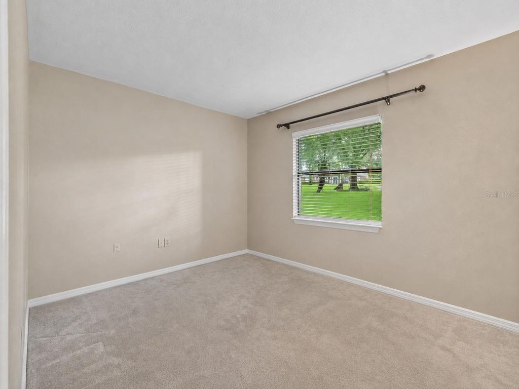Image 44 of property listing at 1904 CAPRI ROAD, Valrico, FL 33594
