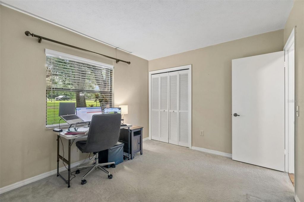 Image 45 of property listing at 1904 CAPRI ROAD, Valrico, FL 33594