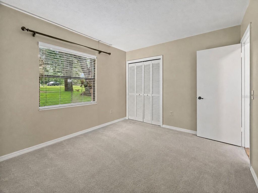Image 46 of property listing at 1904 CAPRI ROAD, Valrico, FL 33594
