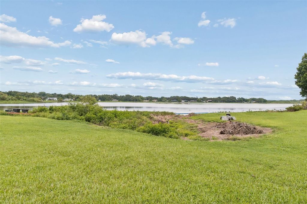 Image 48 of property listing at 1904 CAPRI ROAD, Valrico, FL 33594