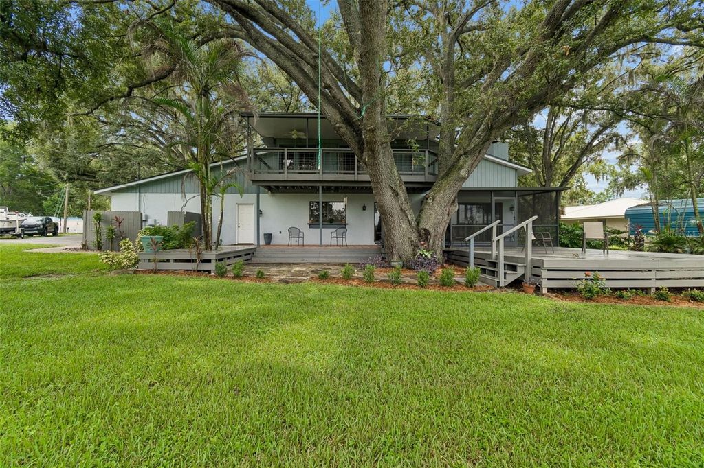 Image 50 of property listing at 1904 CAPRI ROAD, Valrico, FL 33594