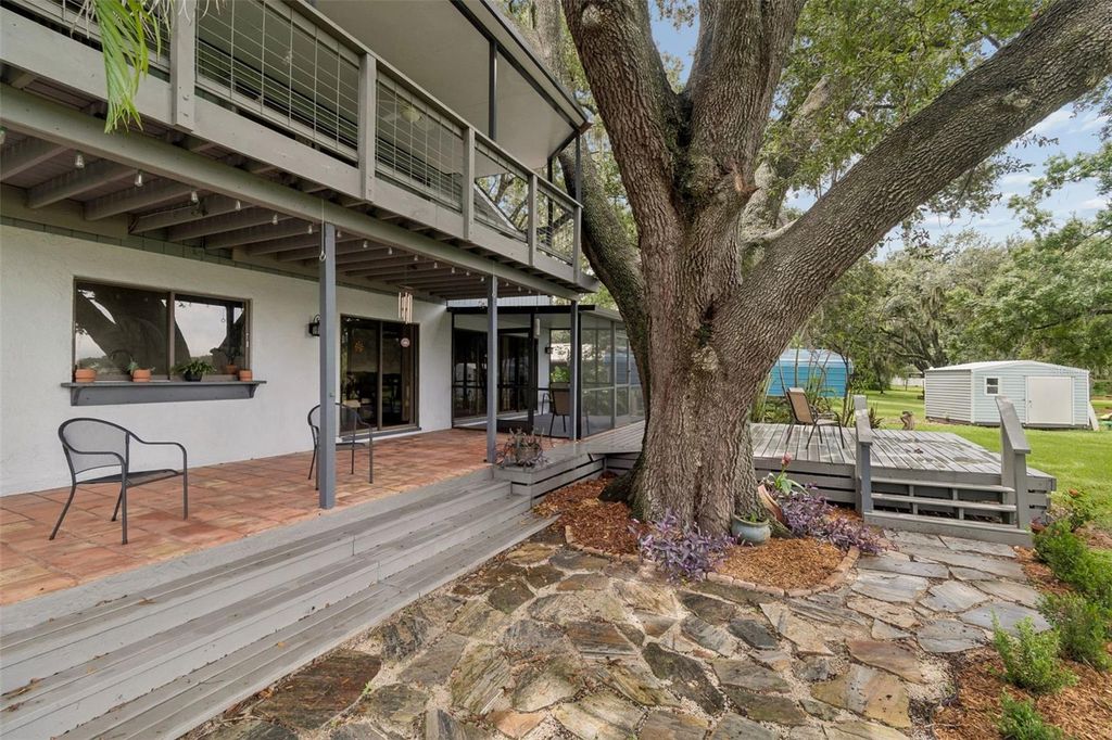 Image 55 of property listing at 1904 CAPRI ROAD, Valrico, FL 33594
