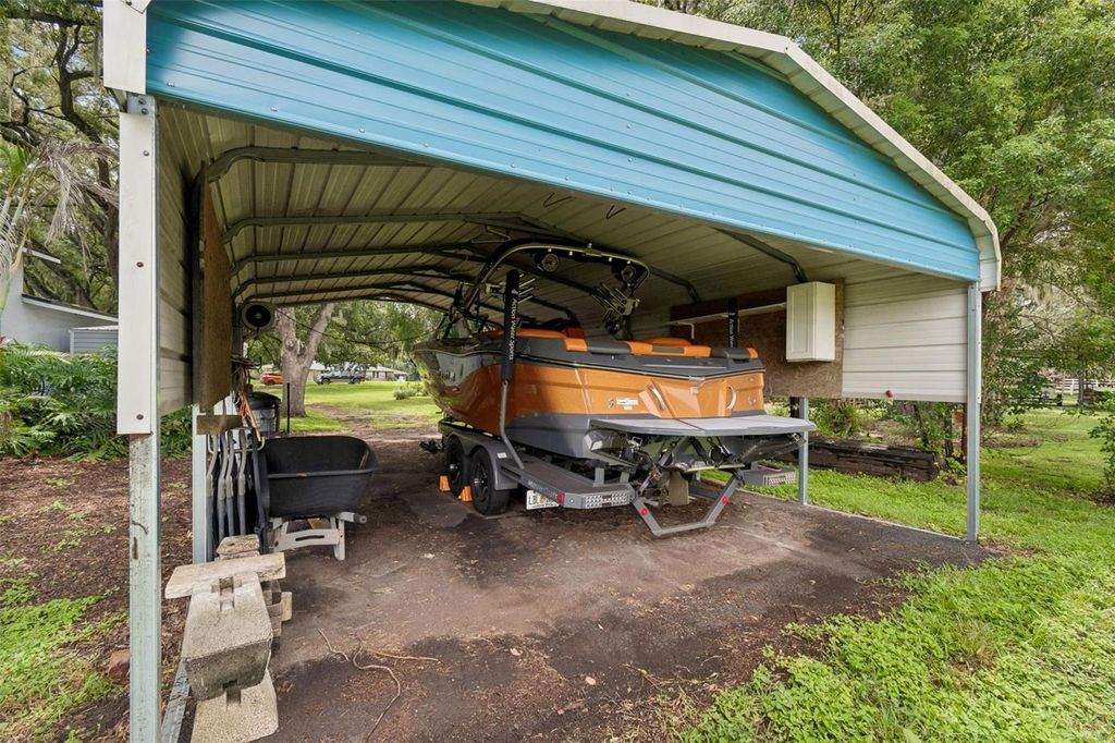 Image 62 of property listing at 1904 CAPRI ROAD, Valrico, FL 33594