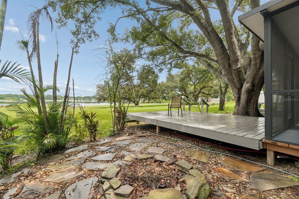 Image 63 of property listing at 1904 CAPRI ROAD, Valrico, FL 33594